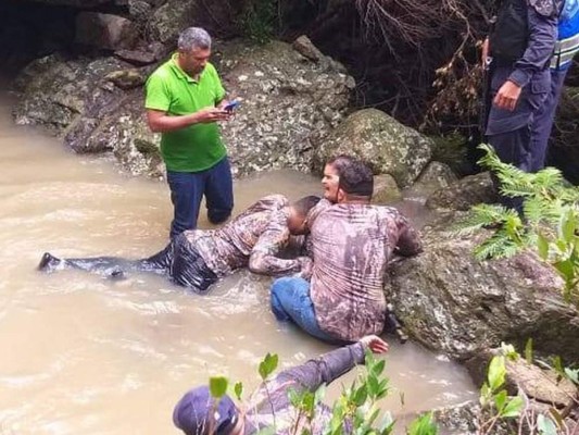 Rescatan a señora que llevaba cuatro días raptada en La Venta
