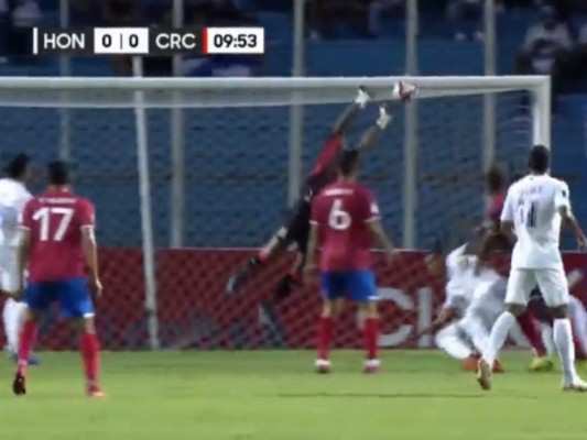 ¡Paradón! Buba López evita el primero de Costa Rica con sensacional atajada