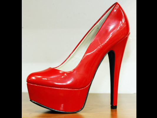 Tacones, arma de seducción, elegancia y seguridad