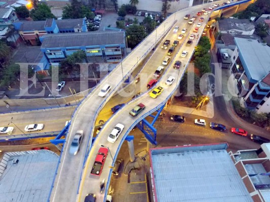 Capitalinos estrenan carriles del paso a desnivel El Prado &nbsp;&nbsp;