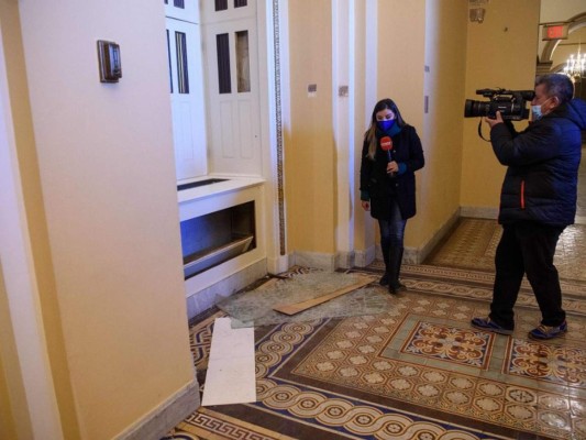 FOTOS: Los destrozos que dejó la invasión de partidarios de Trump al Capitolio
