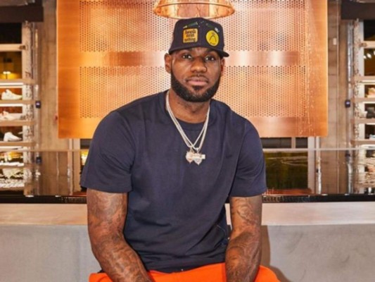 Así es la espectacular mansión de Lebron James en Hollywood Hills