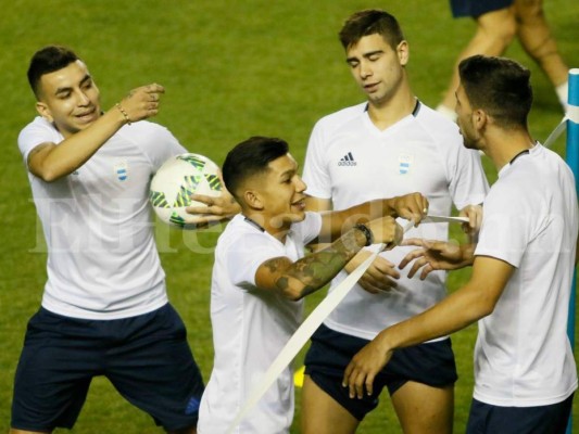 Argentina trabaja con presión antes de enfrentar a Honduras