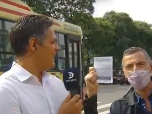 Actor irrumpe transmisión en vivo tras ser vacunado y Sputnik-V lo comparte en sus redes&nbsp;&nbsp;