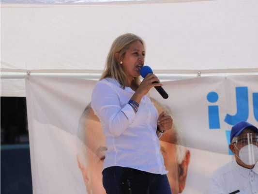 Al menos 18 diputados quedarían fuera de la carrera por la reelección (Fotos)