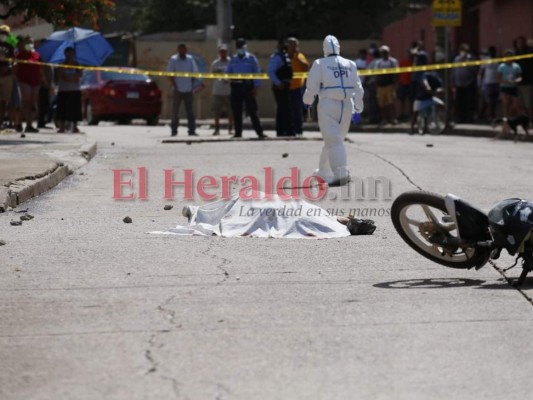 Matan a motociclista en calle principal de la colonia La Travesía