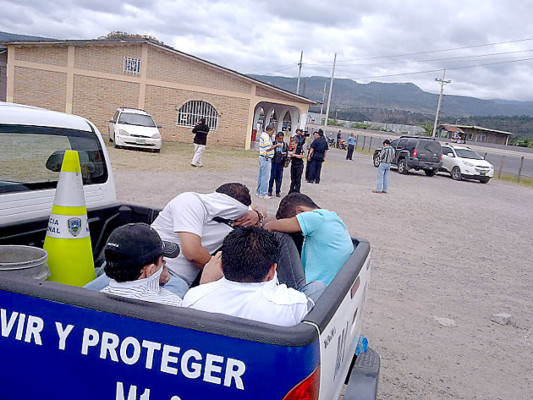 Caen siete hombres que querían rescatar a peligroso reo de la Penitenciaría Nacional