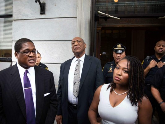 Anulan juicio a Bill Cosby, el jurado no logró alcanzar un veredicto