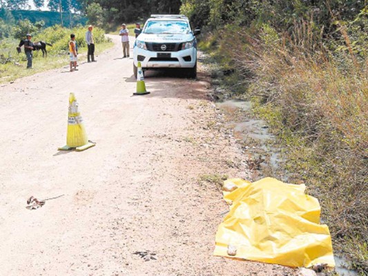 En saco hallan cuerpo de un hombre
