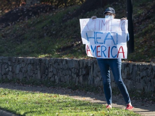 Así amaneció Estados Unidos un día después que conociera a su nuevo presidente