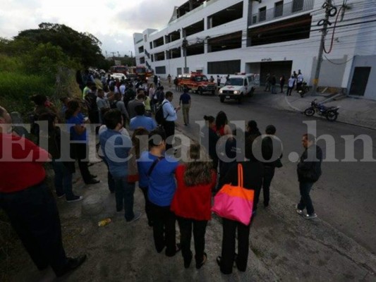 Siete personas resultan heridos al registrarse explosión en restaurante de Tegucigalpa
