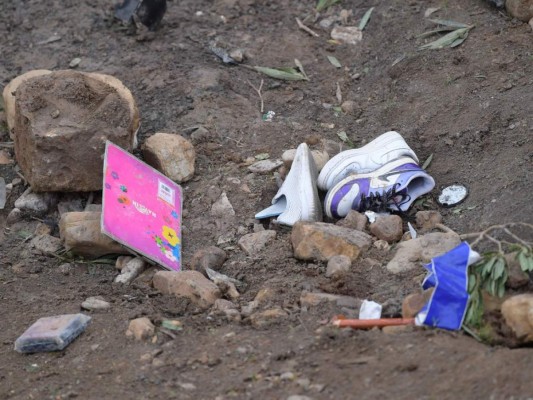 Hecho pedazos, así quedó el bus que se accidentó en Túnez y dejó 24 muertos