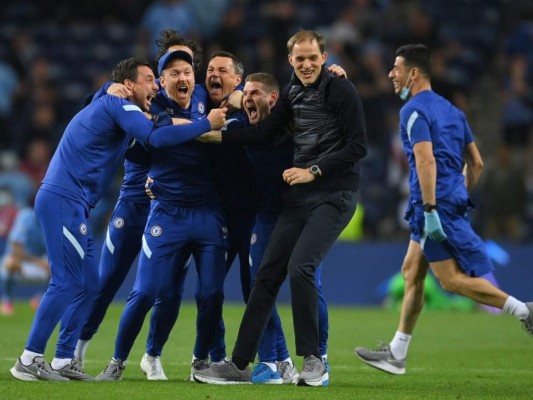 No se vio: La celebración del Chelsea y el desconsuelo del Manchester City