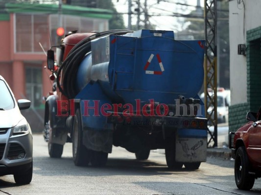FOTOS: Capitalinos se abastecen durante quinta semana de cuarentena