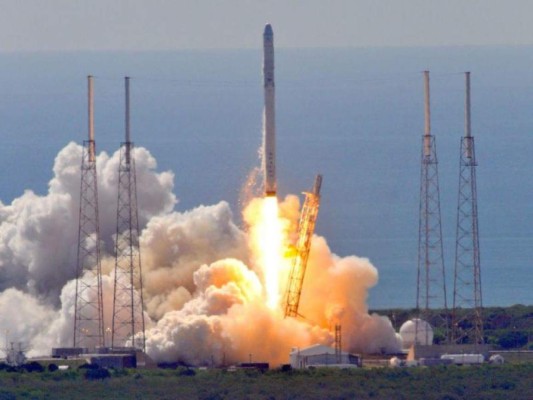 ¿Qué causó explosión del cohete de SpaceX?