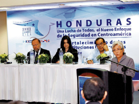 Proponen desarmar a la población civil para enfrentar la violencia