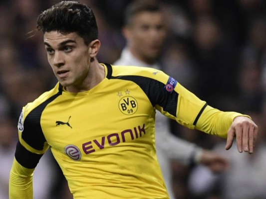 Marc Bartra fue operado de la muñeca luego del ataque al autobús del Borussia Dortmund