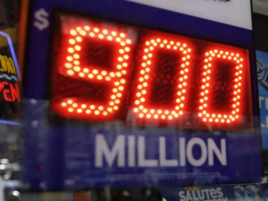 900 millones de dólares podrían ser de un hondureño