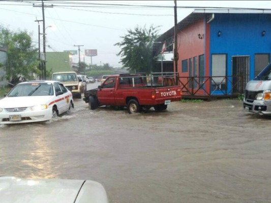 Alerta roja en ciudad de Choluteca por fuertes lluvias
