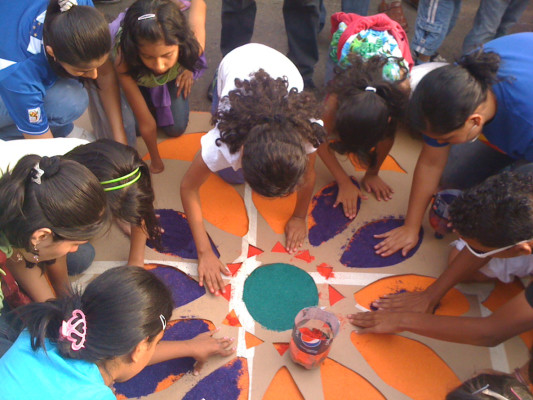 Posponen por ocho horas creación de alfombras