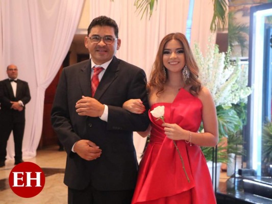 FOTOS: Prom de la Macris School, una radiante gala para festejar el éxito de los seniors