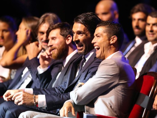 Así reaccionó Cristiano Ronaldo tras ser elegido mejor jugador de la Uefa Champions League 2016/2017