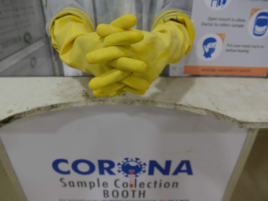 Más de 921,000 muertos por coronavirus en el mundo