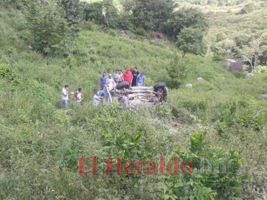 FOTOS: Escena del fatal accidente que dejó cuatro muertos y tres heridos en La Moramulca