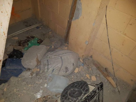 Estas son las osamentas y armas halladas dentro de módulo Escorpión de Támara