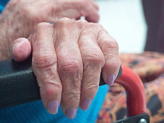 Violan y asesinan a tres monjas ancianas en Burundi