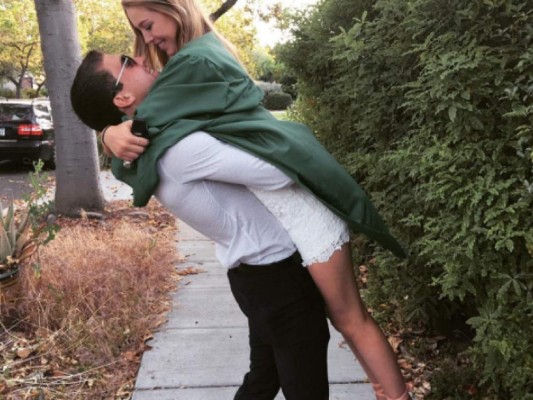 Así de bella es la hija del fallecido Steve Jobs