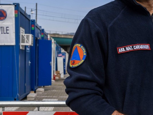 Luto y drama en una Italia arrodillada ante coronavirus; van 4,000 muertos