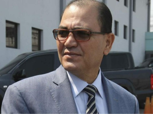 Confraternidad Evangélica llega al Congreso Nacional para tratar tema sobre vientres de alquiler