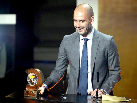 Lionel Messi gana su tercer Balón de Oro consecutivo