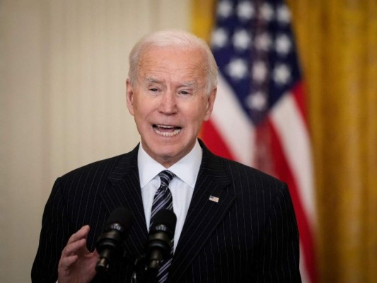 Biden se jacta del ritmo de vacunación en EEUU y planea enviar dosis a México y Canadá&nbsp;&nbsp;