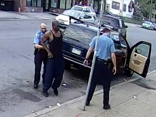 EEUU: Ordenan arresto de otros 3 policías en caso George Floyd&nbsp;&nbsp;