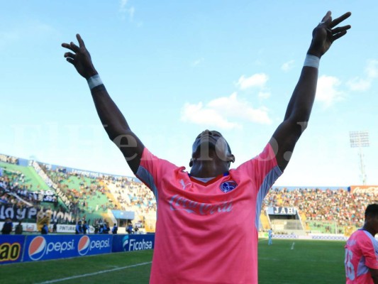 El clásico Motagua vs Olimpia en imágenes