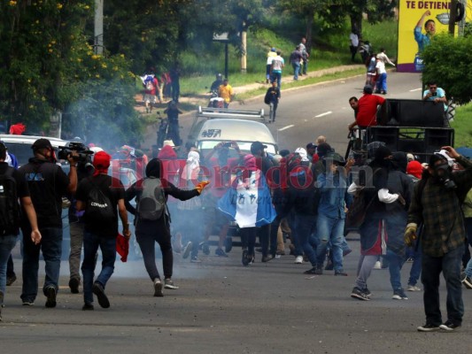 Diez datos en imágenes de los disturbios durante protestas en la capital