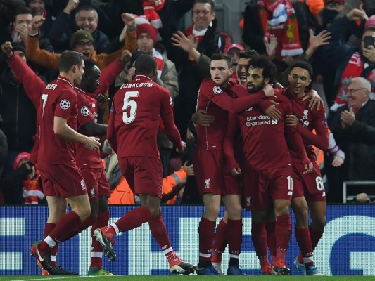 Liverpool vence a Napoli y se clasifica a octavos de final de Champions League