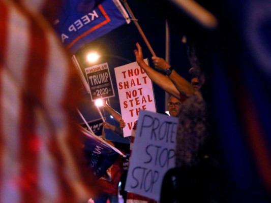 Juez de la Suprema Corte niega suspender conteo de votos en Pensilvania