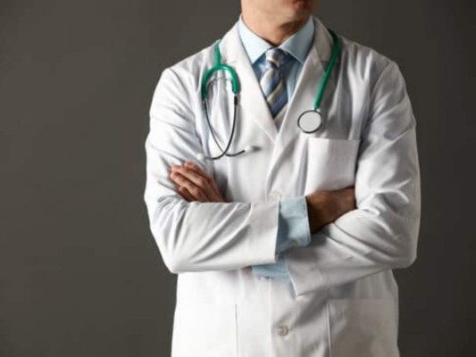 Egipto: Acusan a médico y padre de extraer genitales a niñas&nbsp;&nbsp;