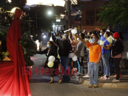 FOTOS: Así fue el recorrido del Santo Entierro de Jesús