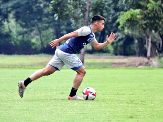 Honduras entrenó este lunes con la mira puesta en Panamá (Fotos)