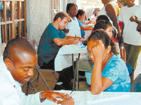 Brigada Médica Cubana abandona este lunes Honduras y se acabarían 20 años de servicio gratuito