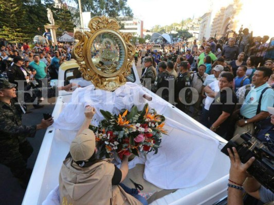 Virgen de Suyapa visita el centro histórico de Tegucigalpa