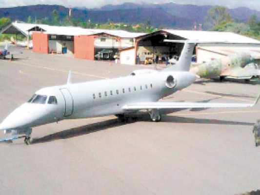 Honduras: Difunden foto de supuesto avión presidencial