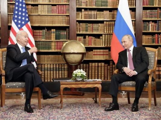 La cumbre entre Joe Biden y Vladimir Putin en Ginebra en imágenes