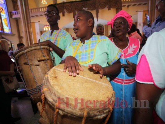 FOTOS: Así rindió honor la Pastoral Garífuna a la Virgen de Suyapa