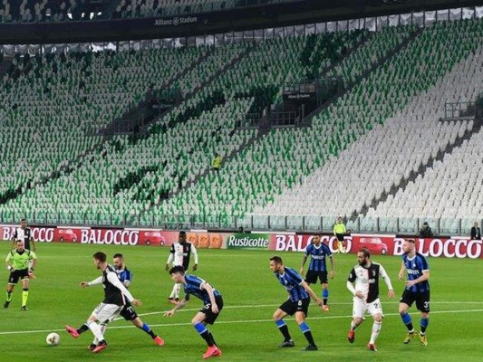 Fútbol a puerta cerrada, goles en medio del silencio