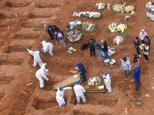 Coronavirus sin tregua endurece restricciones en todo el mundo (FOTOS)